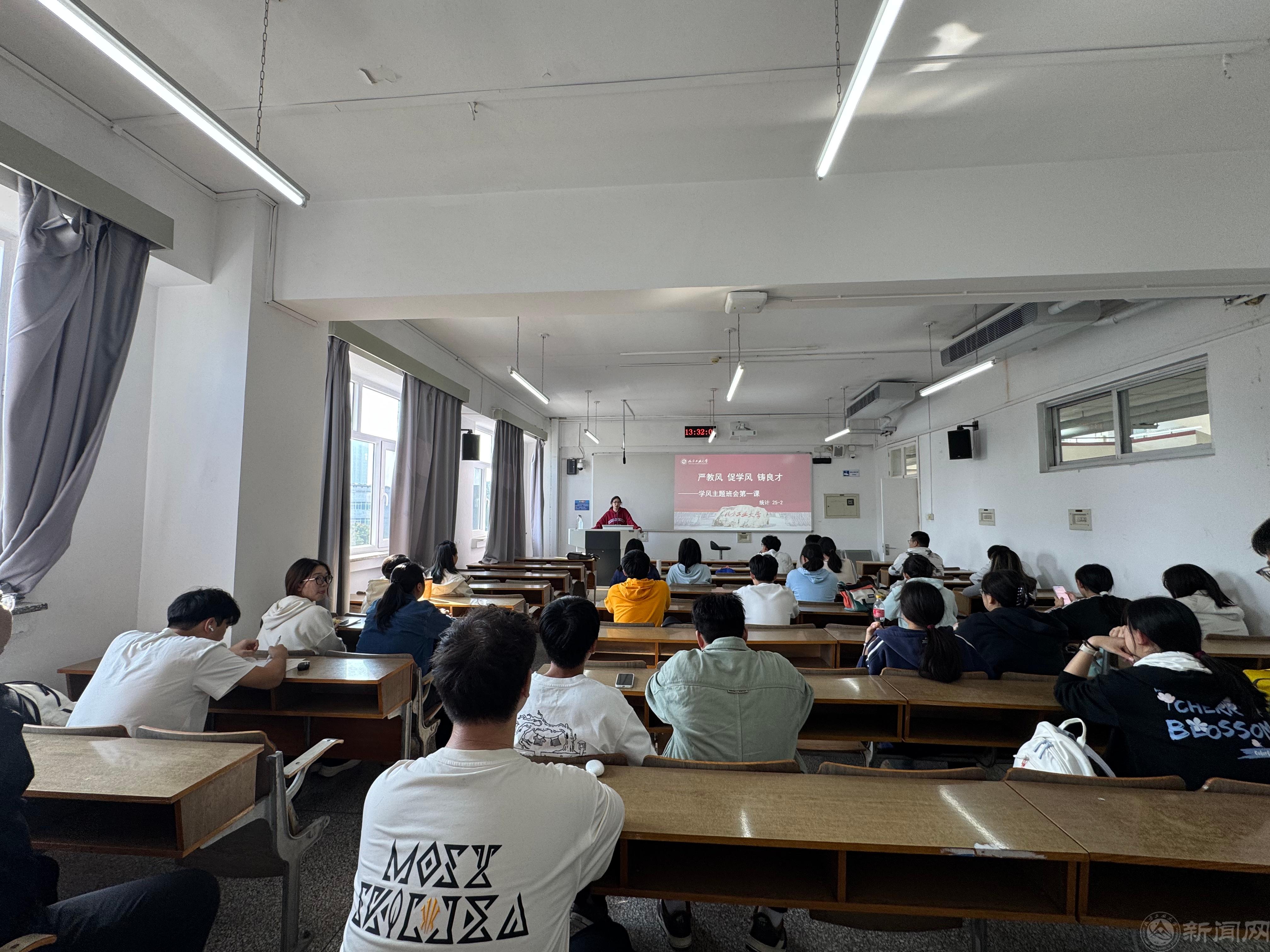 微信图片_20251014181919_7_405.jpg 微信图片_20251014181919_7_405.jpg